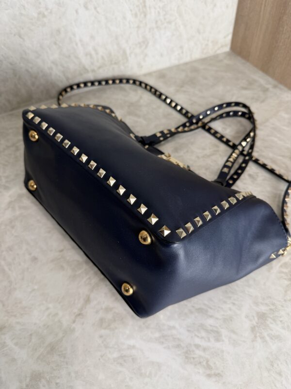 Valentino Garavani Vitello Small Rockstud Tote Marine