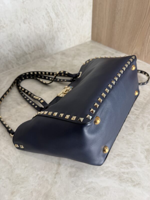 Valentino Garavani Vitello Small Rockstud Tote Marine