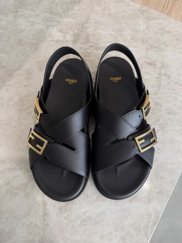 Fendi Black Leather Dad Sandals Size 39