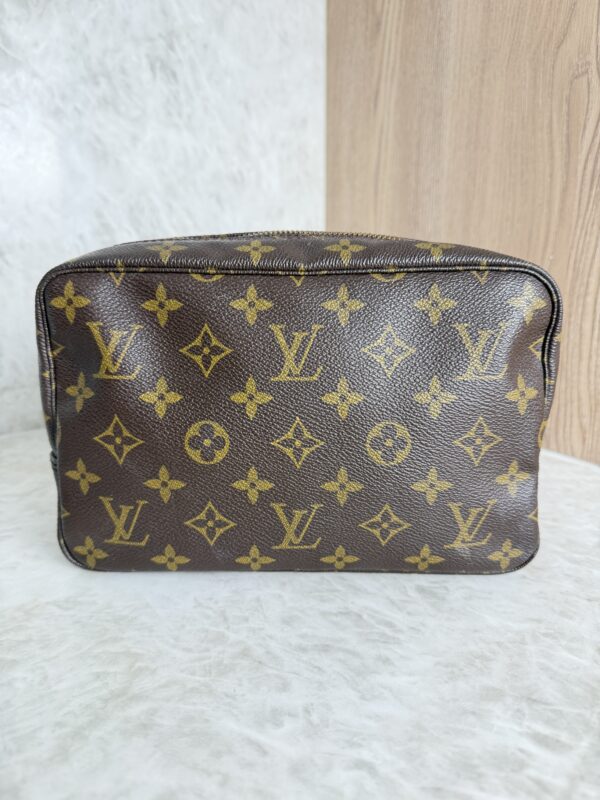 Louis Vuitton Monogram Trousse Toilette 23