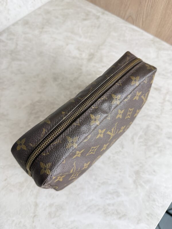 Louis Vuitton Monogram Trousse Toilette 23