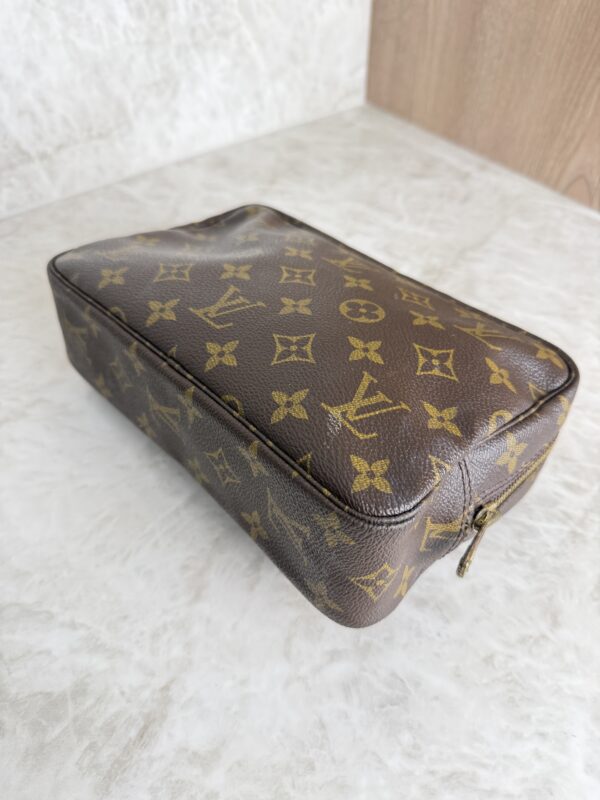 Louis Vuitton Monogram Trousse Toilette 23