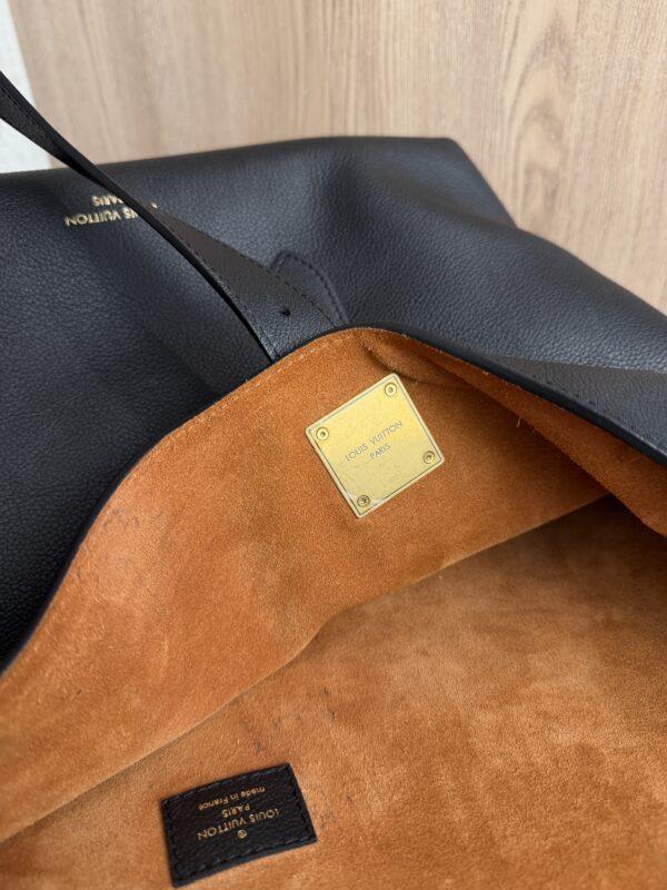 Louis Vuitton Grained Calfskin Low Key Cabas MM Black