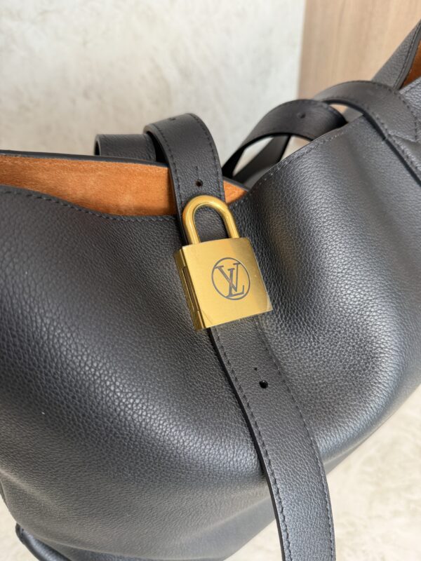 Louis Vuitton Grained Calfskin Low Key Cabas MM Black