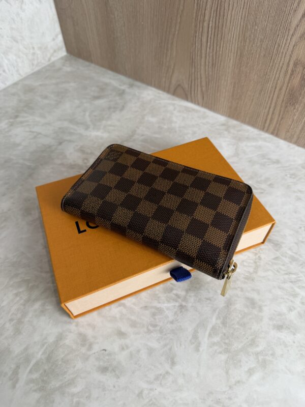 Louis Vuitton Damier Ebene Zippy Compact Wallet