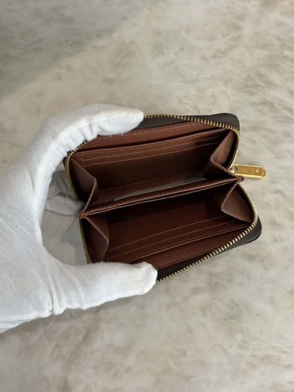 Louis Vuitton Monogram Zippy Coin Purse