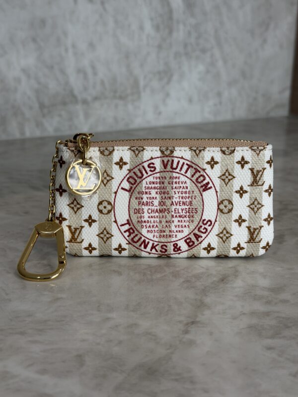 Louis Vuitton Monogram Limited Edition Monogram Key Pouch Cles