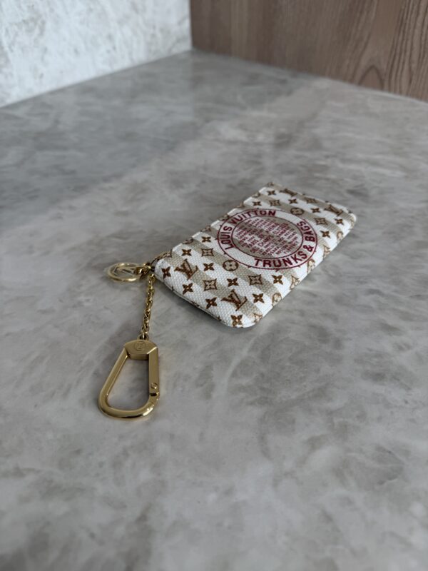 Louis Vuitton Monogram Limited Edition Monogram Key Pouch Cles