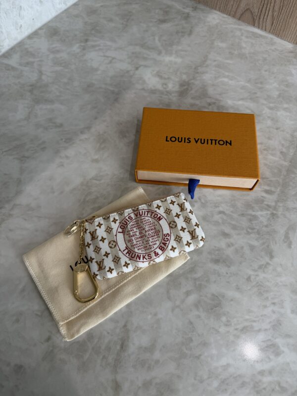 Louis Vuitton Monogram Limited Edition Monogram Key Pouch Cles