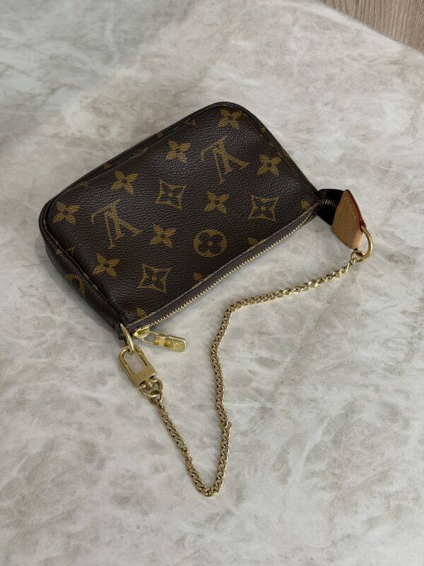 Louis Vuitton Monogram Mini Pochette Accessories