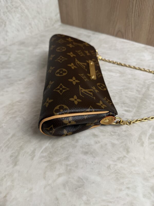 Louis Vuitton Monogram Pochette Eva