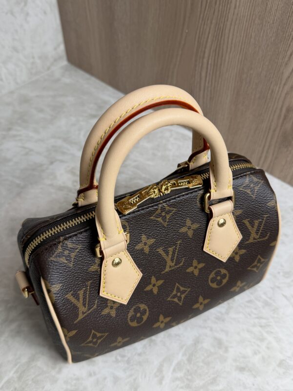 Louis Vuitton Monogram Speedy 20 Bandouliere