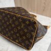 https://www.herauthentic.com/louis-vuitton-damier-ebene-speedy-35-5/