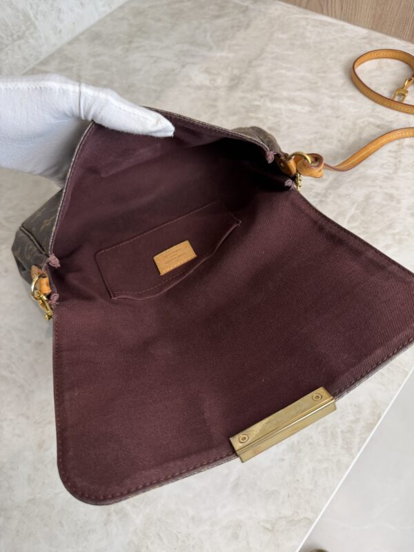https://www.herauthentic.com/chanel-shiny-goatskin-diagonal-quilted-medium-flap-burgundy/