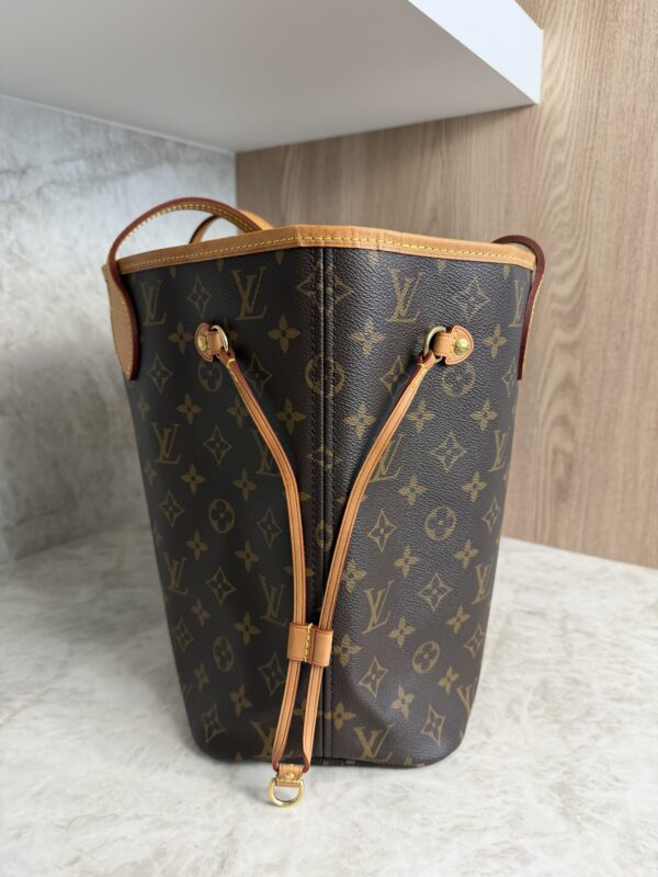 Louis Vuitton Monogrami Neverfull MM Beige