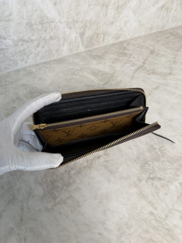 Louis Vuitton Reverse Monogram Clemence Wallet