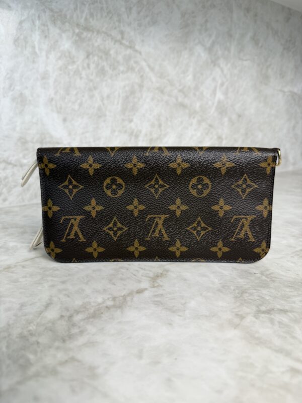 Louis Vuitton Monogram Insolite Wallet White