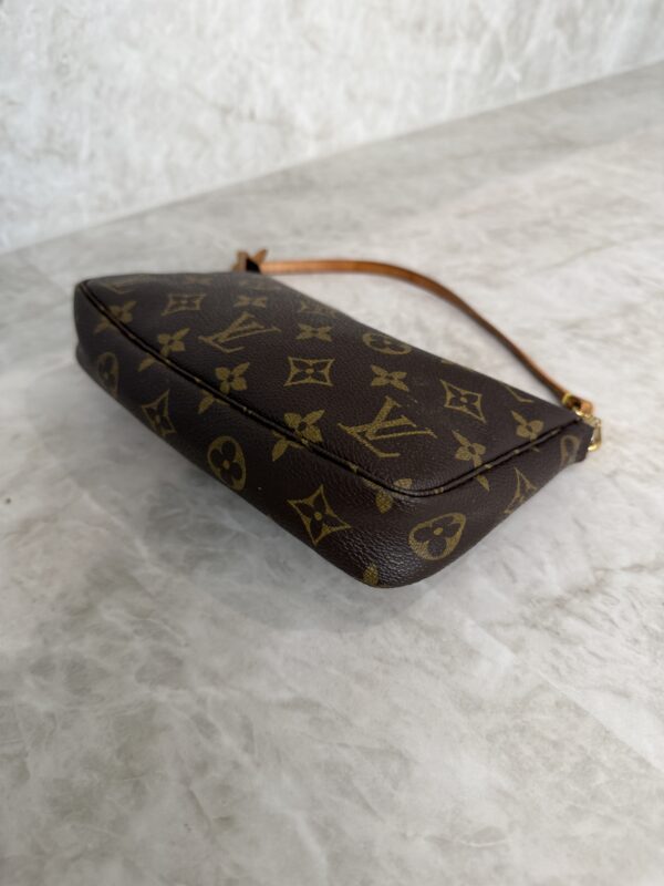 Louis Vuitton Vintage Pochette Accessoires Monogram Canvas