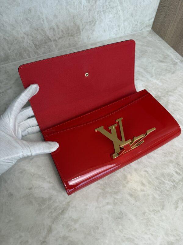 Louis Vuitton Patent Louise Clutch Red