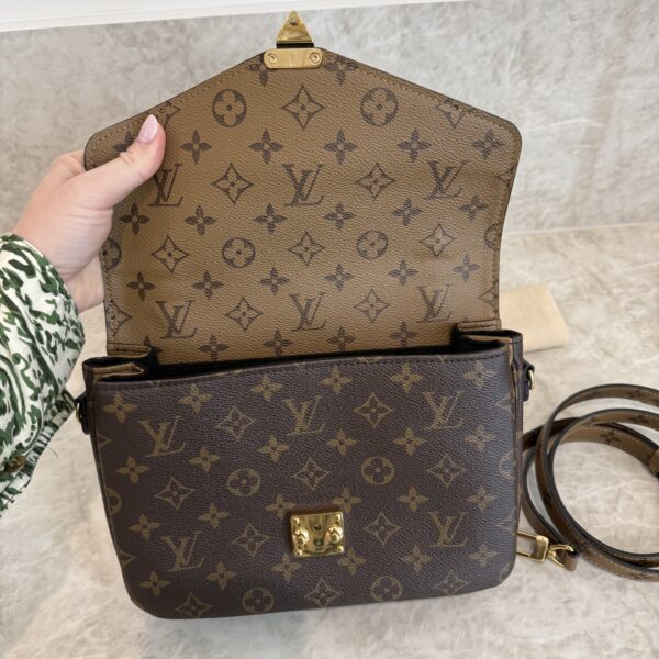 Louis Vuitton Monogram Reverse Pochette Metis