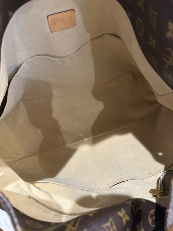 Louis Vuitton Monogram Artsy GM
