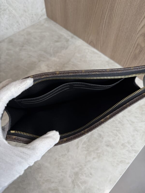 Louis Vuitton Monogram Poche Toilette NM