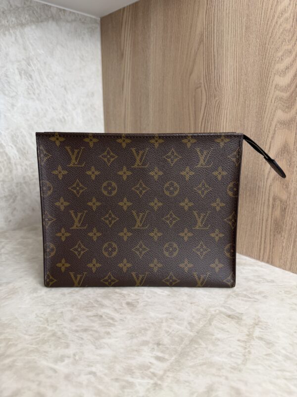Louis Vuitton Monogram Poche Toilette NM