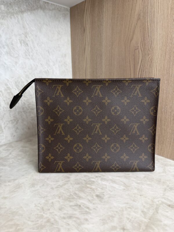 Louis Vuitton Monogram Poche Toilette NM