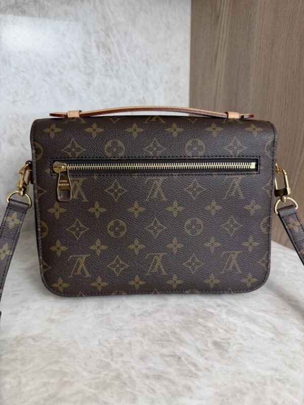 Louis Vuitton Monogram Pochette Metis