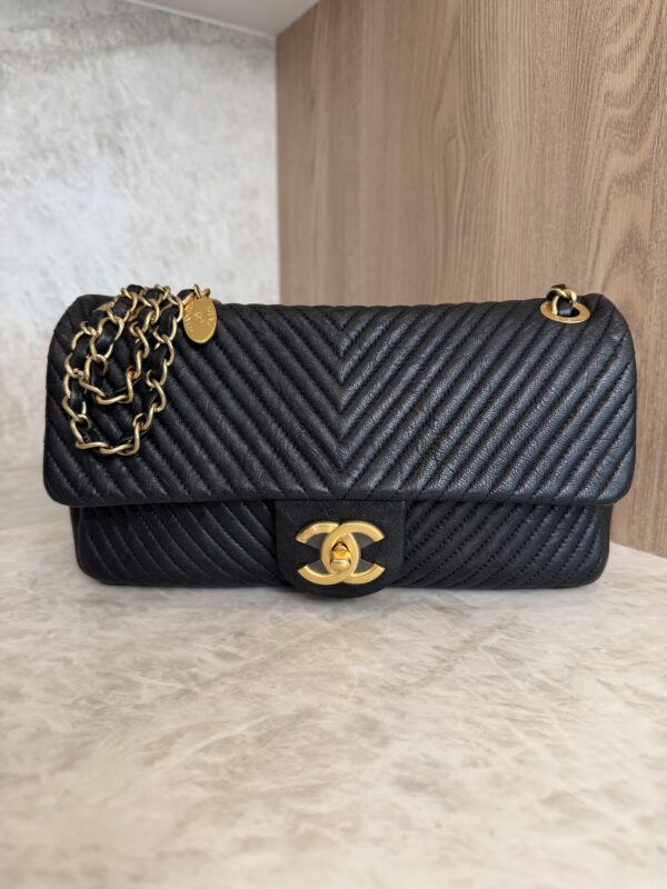 Chanel Crumpled Lambskin Chevron Quilted Medium Surpique Flap Black