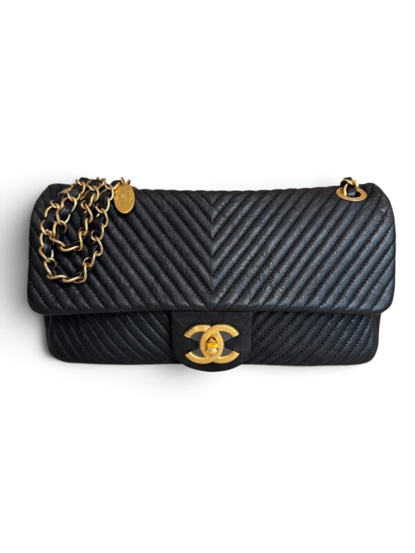 Chanel Crumpled Lambskin Chevron Quilted Medium Surpique Flap Black