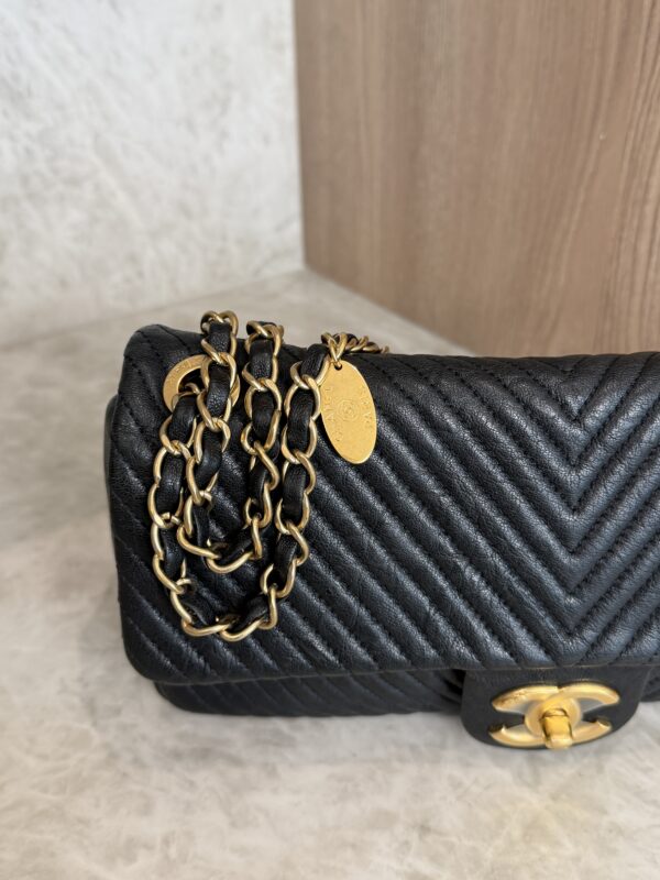 Chanel Crumpled Lambskin Chevron Quilted Medium Surpique Flap Black