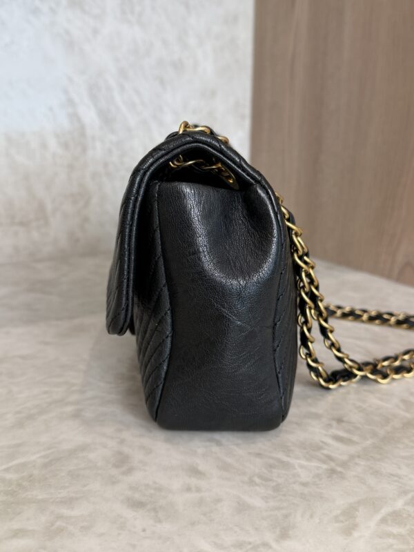 Chanel Crumpled Lambskin Chevron Quilted Medium Surpique Flap Black