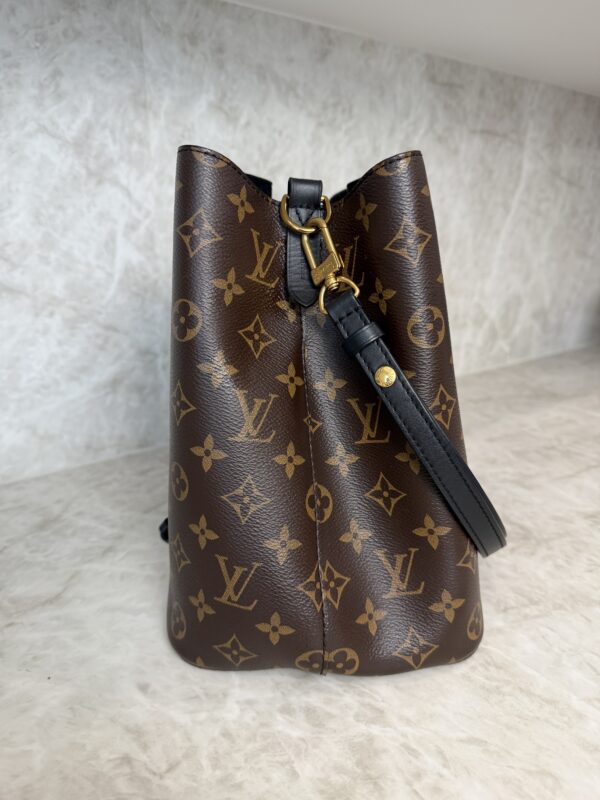 Louis Vuitton Monogram Neonoe MM Noir