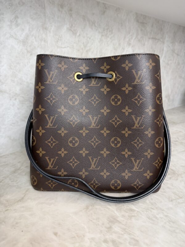 Louis Vuitton Monogram Neonoe MM Noir