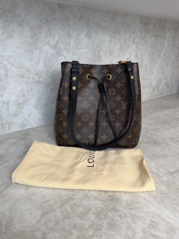 Louis Vuitton Monogram Neonoe MM Noir
