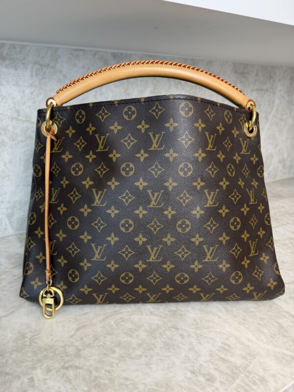 Louis Vuitton Monogram Artsy MM