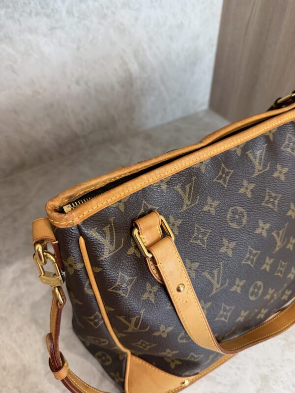 Louis Vuitton Monogram Estrela MM