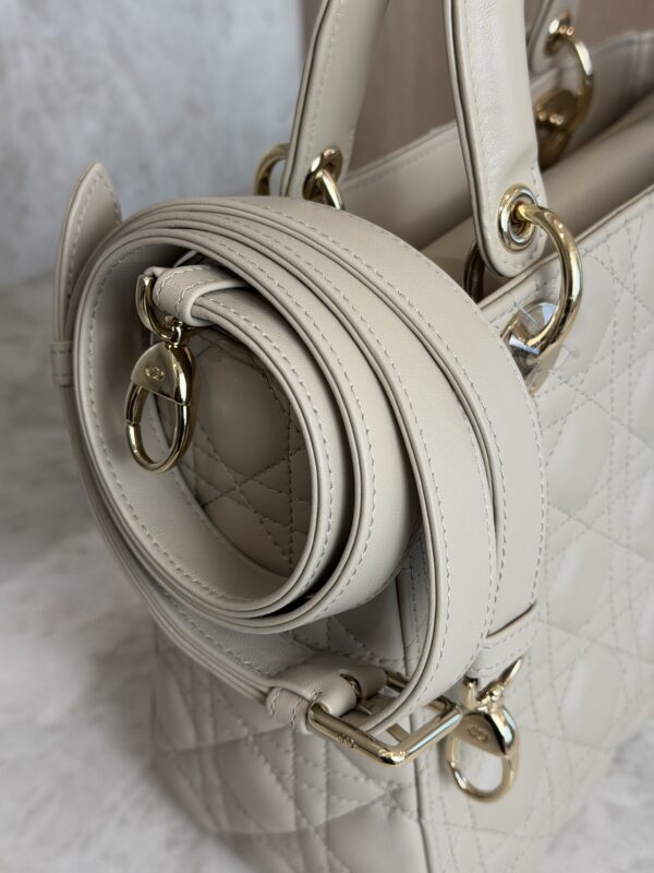 Christian Dior Lambskin Cannage Medium Lady Dior