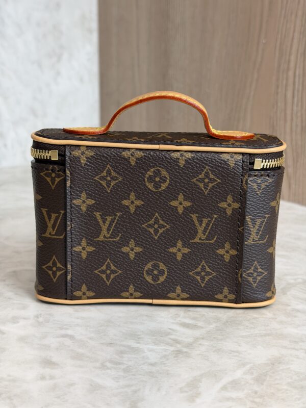 Louis Vuitton Monogram Nice Beauty