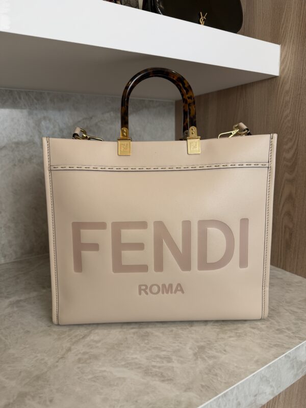 Fendi Vitello King Plexiglass Medium Fendi Sunshine Shopper Tote