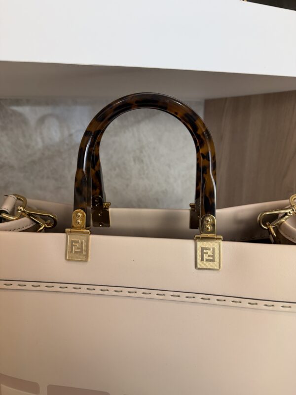 Fendi Vitello King Plexiglass Medium Fendi Sunshine Shopper Tote