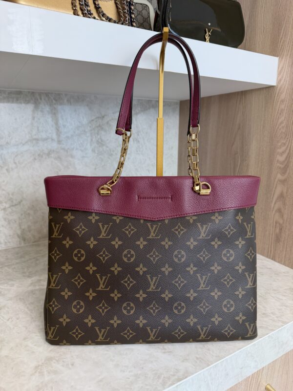 Louis Vuitton Pallas Shopper Monogram Canvas and Calfskin