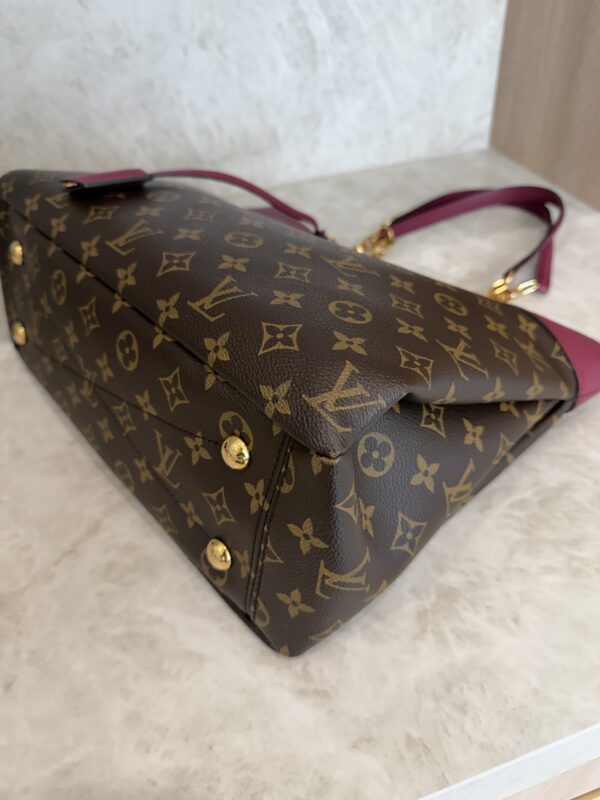 Louis Vuitton Pallas Shopper Monogram Canvas and Calfskin