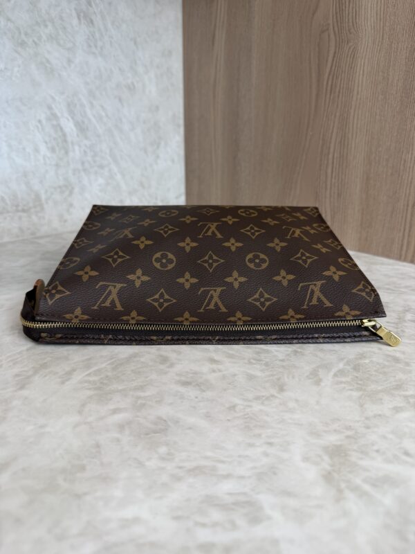 Louis Vuitton Monogram Toiletry 26