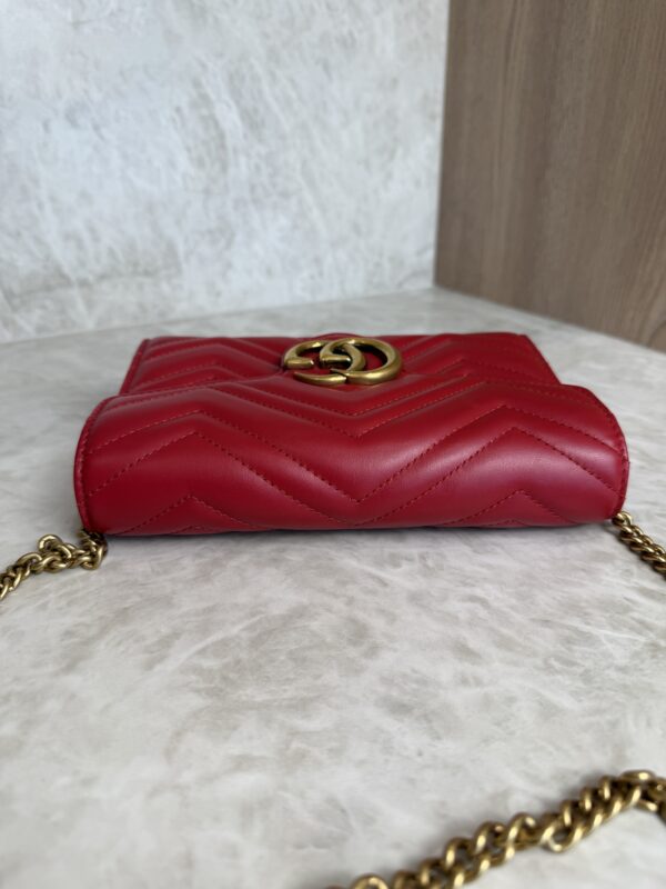 Gucci Calfskin Matelasse GG Marmont Chain Wallet Red