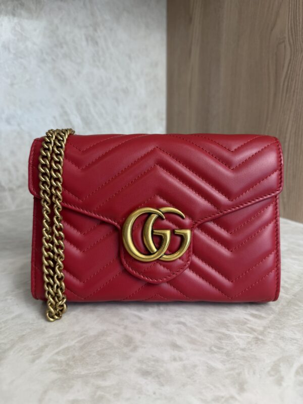 Gucci Calfskin Matelasse GG Marmont Chain Wallet Red