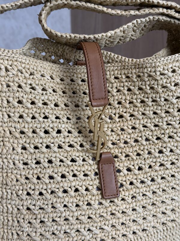Saint Laurent (YSL) Natural Raffia And Brown Leather Le 5 A 7 Shoulder Bag