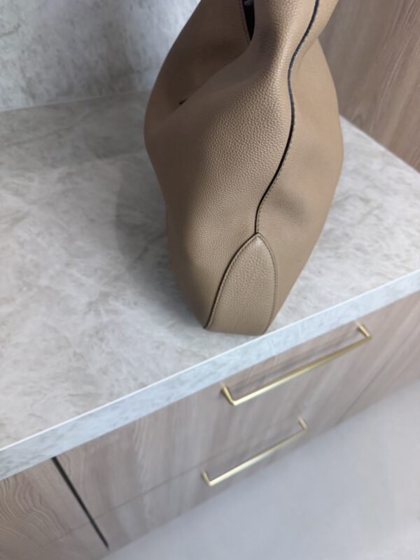 Gucci Beige Pebbled Leather Soft Jackie Hobo Bag