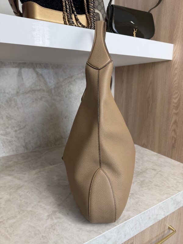 Gucci Beige Pebbled Leather Soft Jackie Hobo Bag